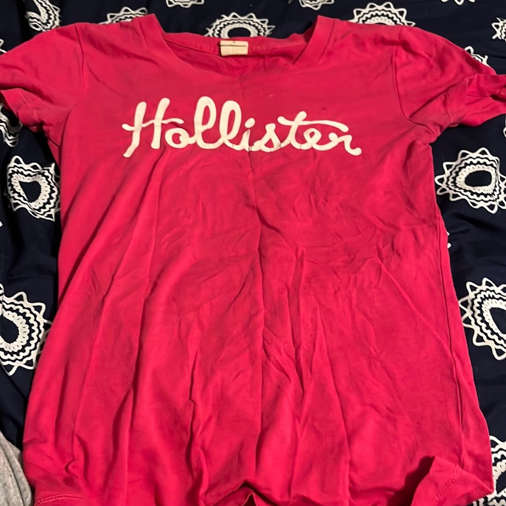 pink fitted shirt